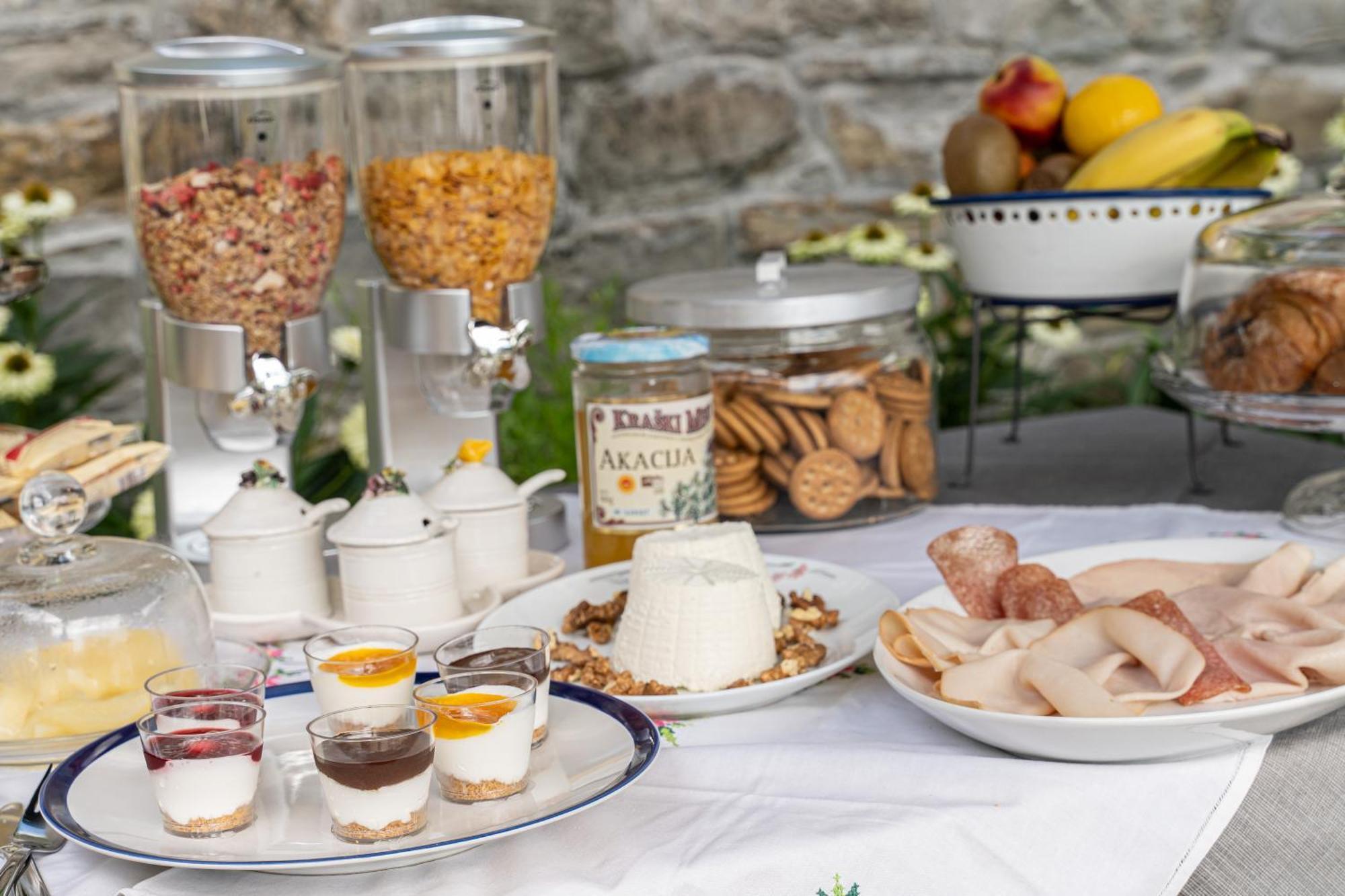 Villa Bonafata B&B Trieste Eksteriør billede