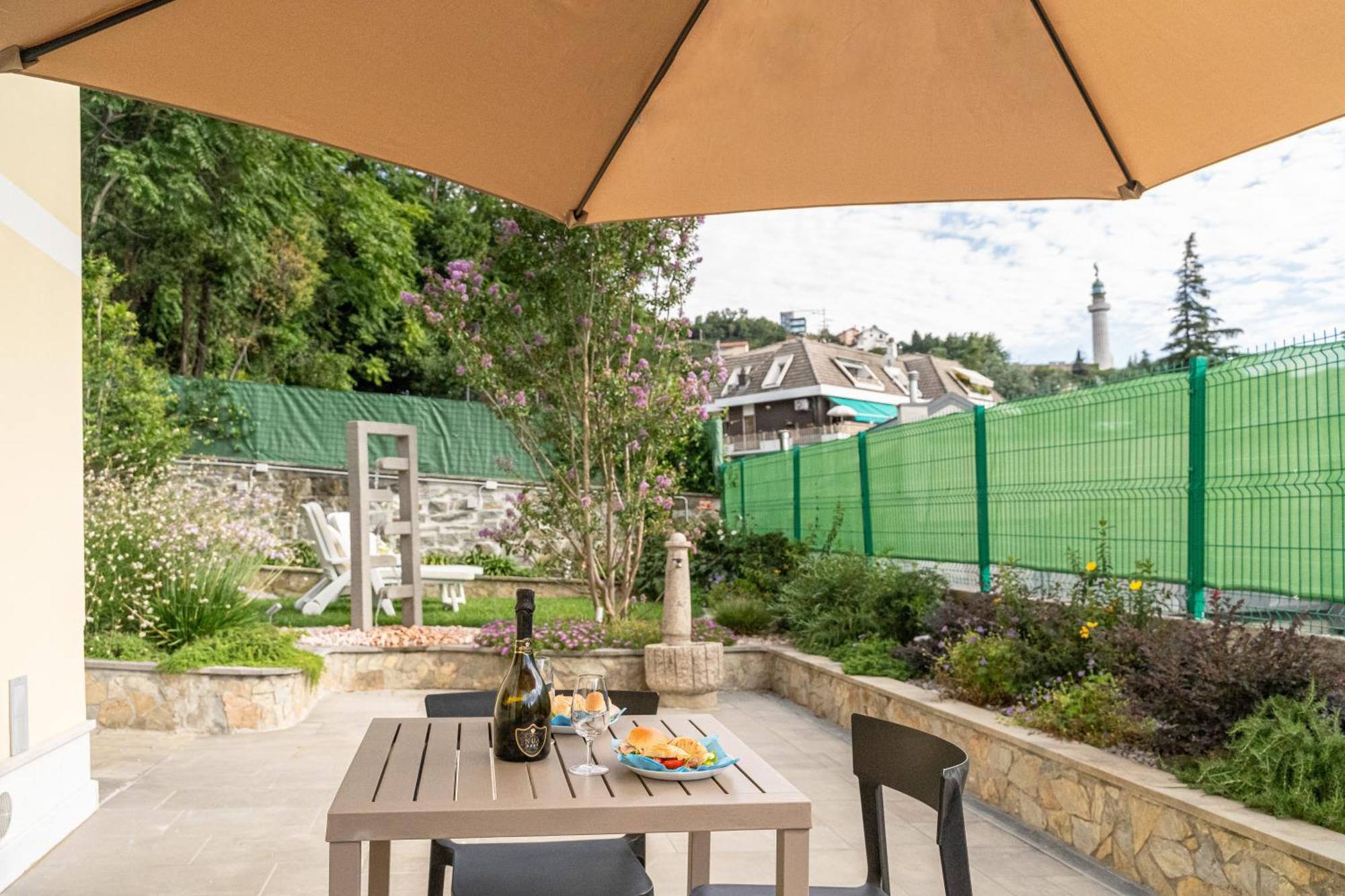 Villa Bonafata B&B Trieste Eksteriør billede