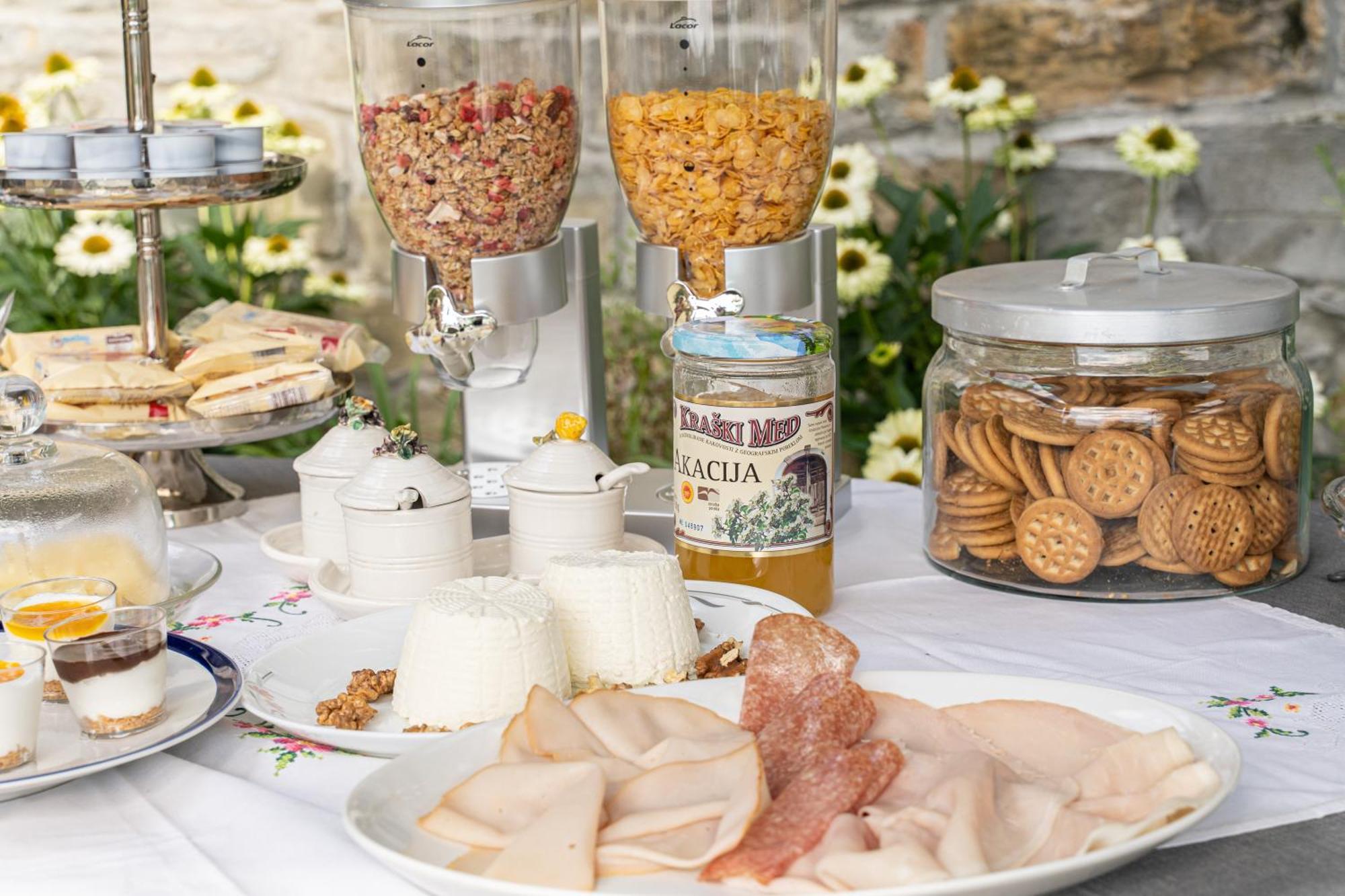 Villa Bonafata B&B Trieste Eksteriør billede